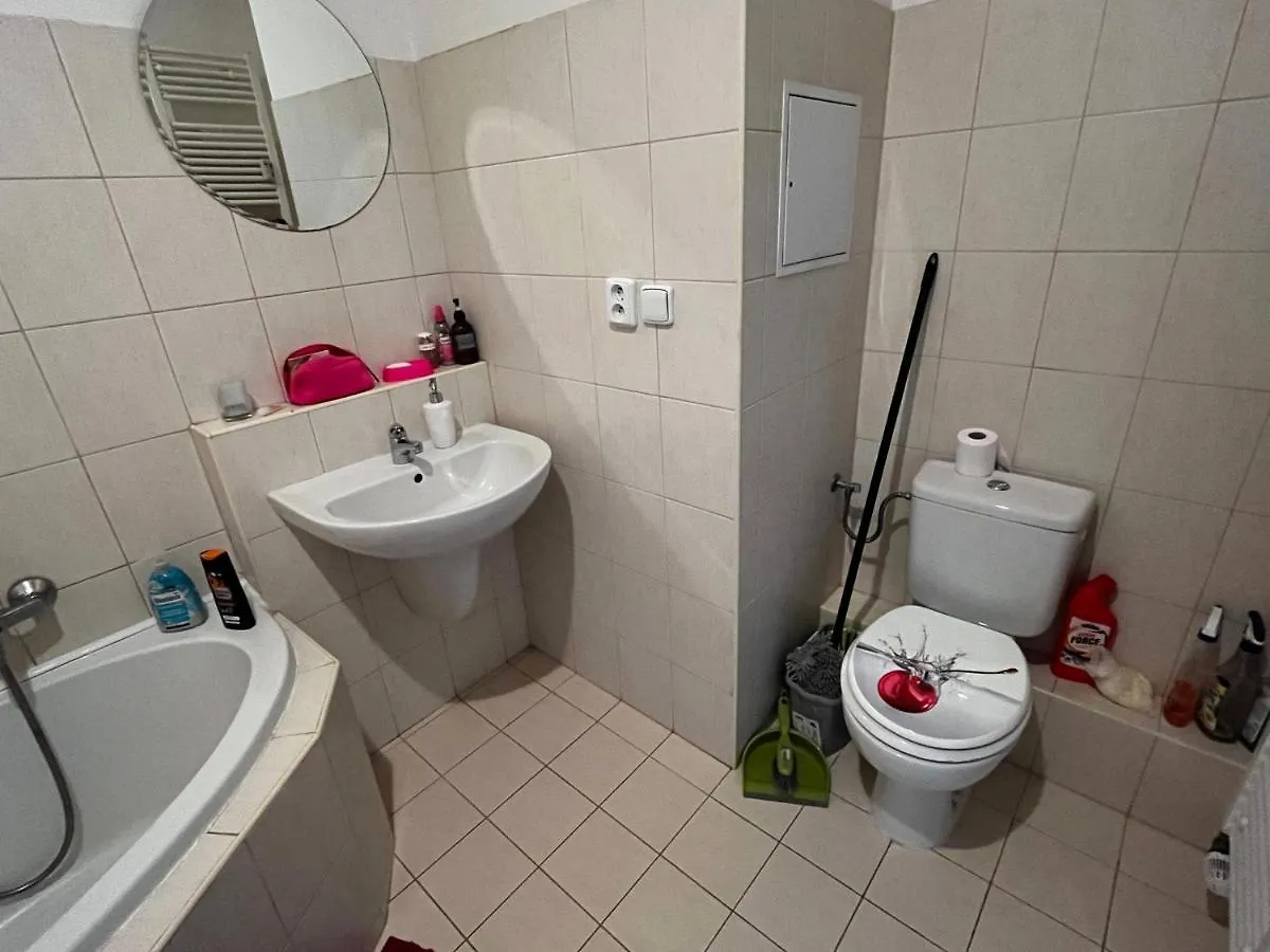 Monfas Apartment Garden City Prag