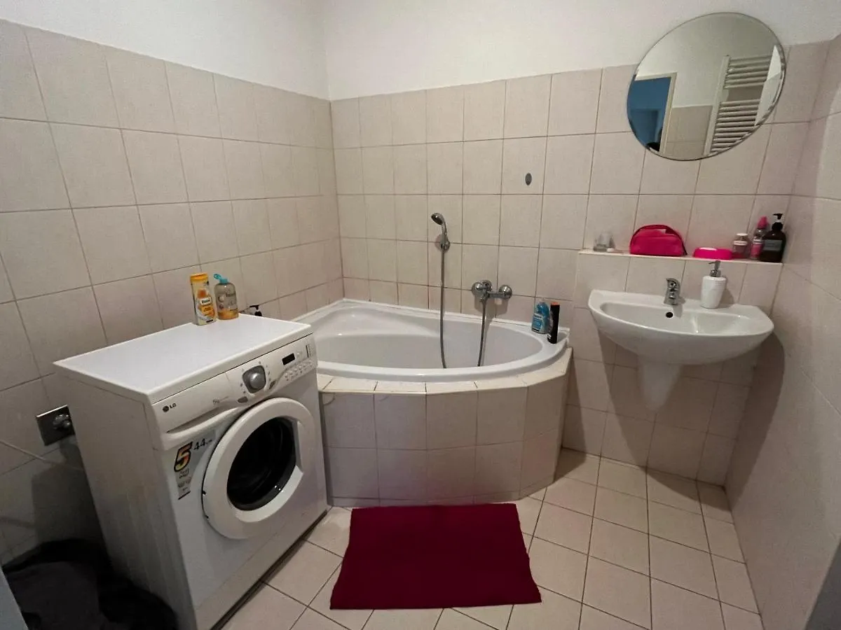 Monfas Apartment Garden City Prague
